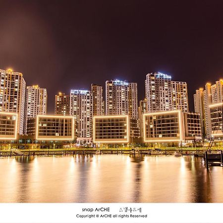 Aparthotel Lotte Castle Marina Yeosu Zewnętrze zdjęcie