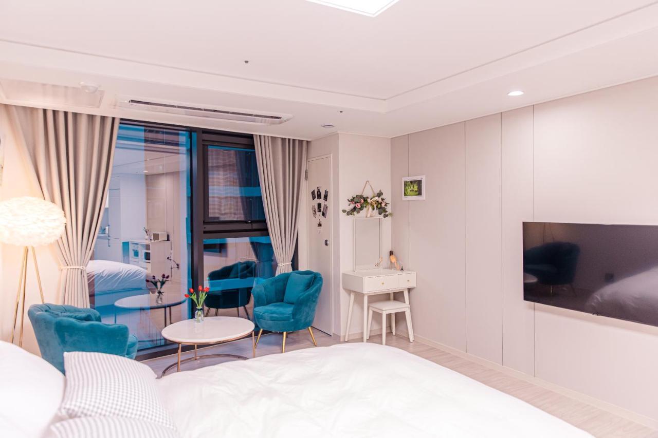 Aparthotel Lotte Castle Marina Yeosu Zewnętrze zdjęcie