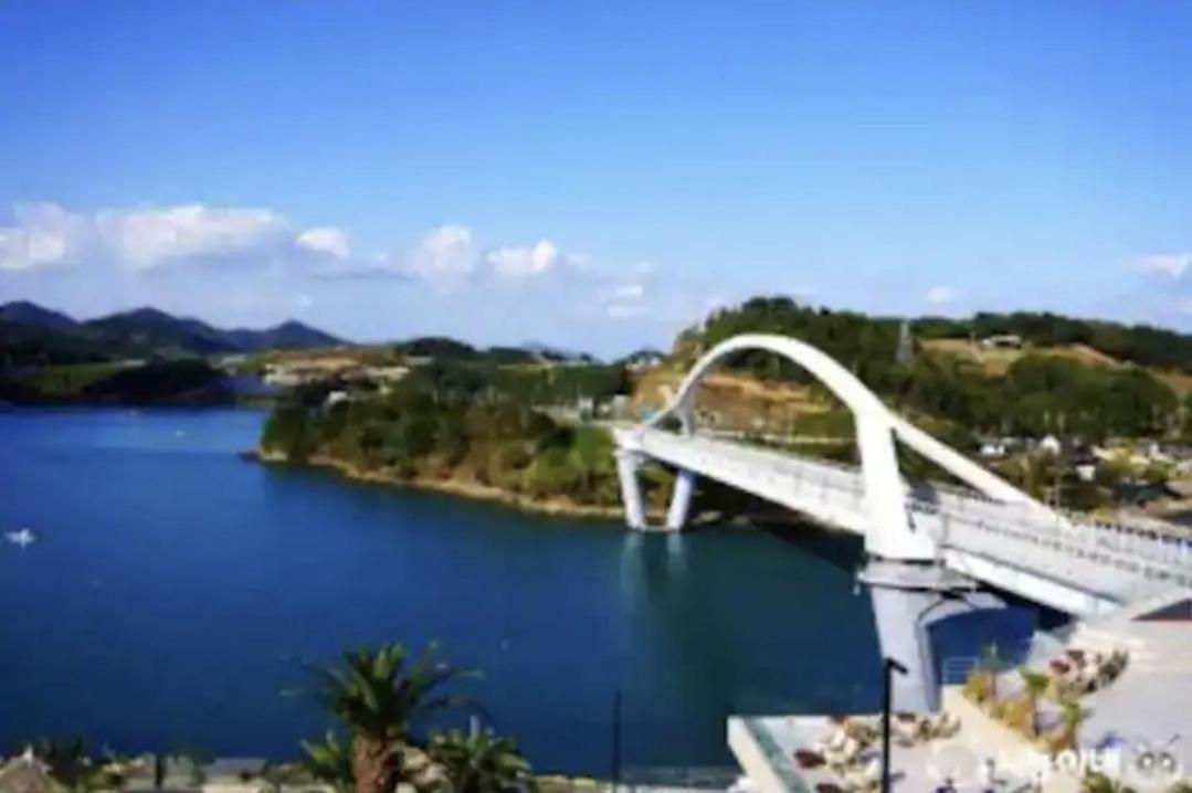 Aparthotel Lotte Castle Marina Yeosu Zewnętrze zdjęcie